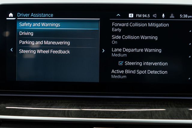 2023 BMW 5 Series 530e xDrive Plug-In Hybrid - 22976218 - 32