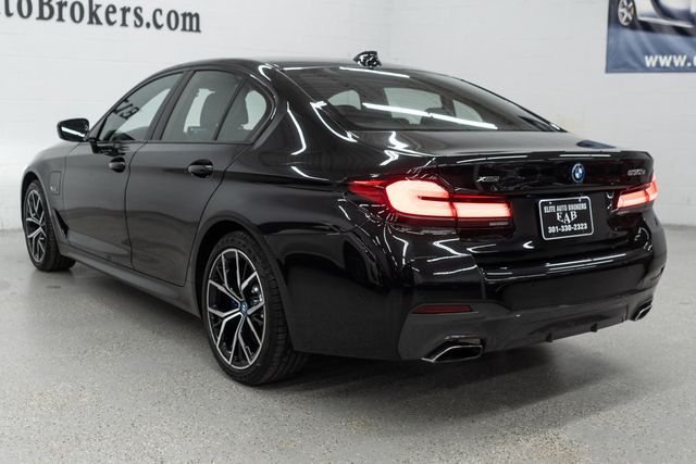 2023 BMW 5 Series 530e xDrive Plug-In Hybrid - 22976218 - 45