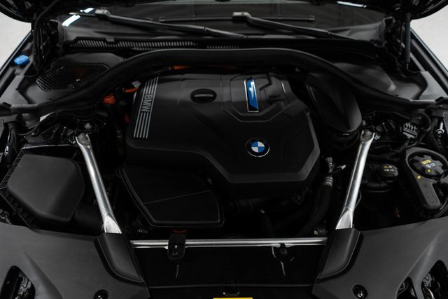 2023 BMW 5 Series 530e xDrive Plug-In Hybrid - 22976218 - 46