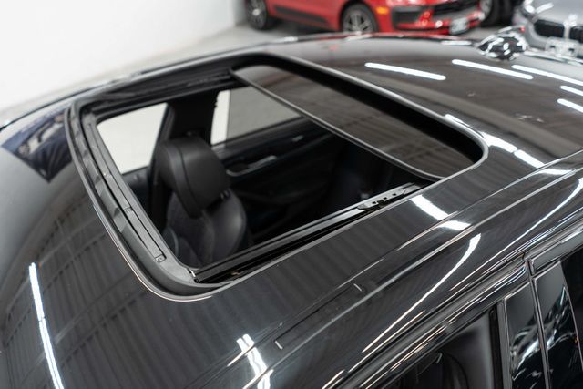 2023 BMW 5 Series 530e xDrive Plug-In Hybrid - 22976218 - 54