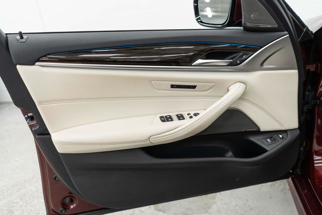 2023 BMW 5 Series 530e xDrive Plug-In Hybrid - 22992898 - 15