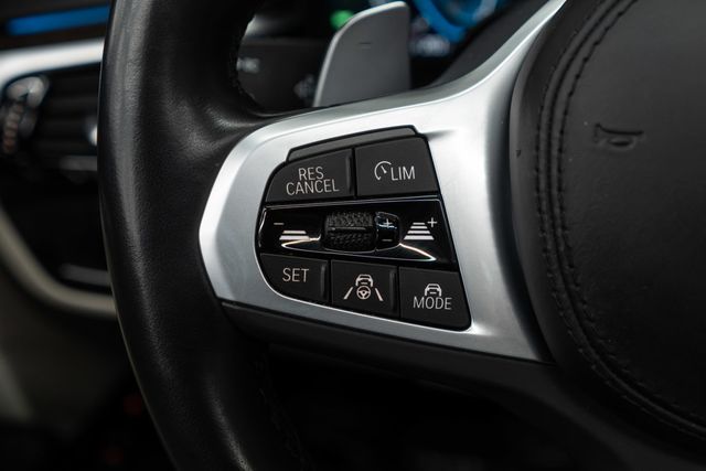 2023 BMW 5 Series 530e xDrive Plug-In Hybrid - 22992898 - 19