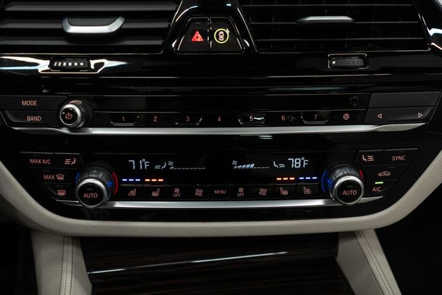 2023 BMW 5 Series 530e xDrive Plug-In Hybrid - 22992898 - 23