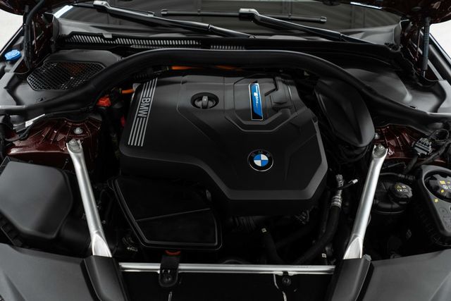 2023 BMW 5 Series 530e xDrive Plug-In Hybrid - 22992898 - 47