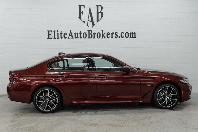 2023 BMW 5 Series 530e xDrive Plug-In Hybrid - 22992898 - 4