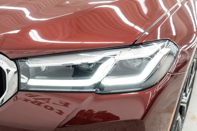 2023 BMW 5 Series 530e xDrive Plug-In Hybrid - 22992898 - 50