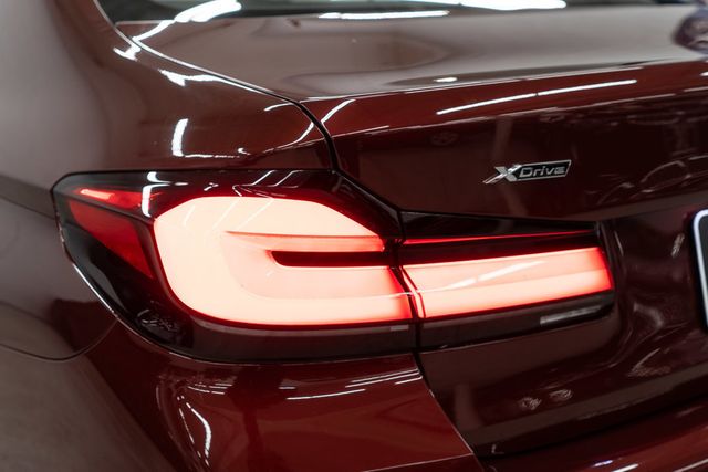2023 BMW 5 Series 530e xDrive Plug-In Hybrid - 22992898 - 51