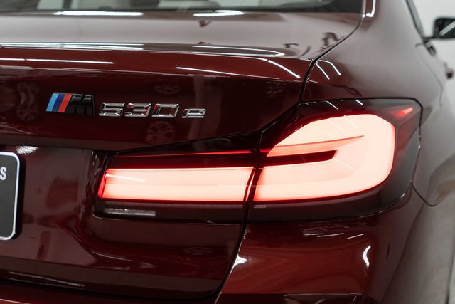 2023 BMW 5 Series 530e xDrive Plug-In Hybrid - 22992898 - 52