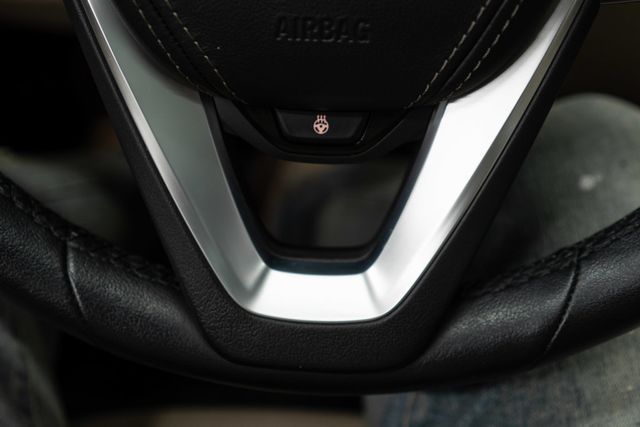 2023 BMW 5 Series 530e xDrive Plug-In Hybrid - 22994282 - 19