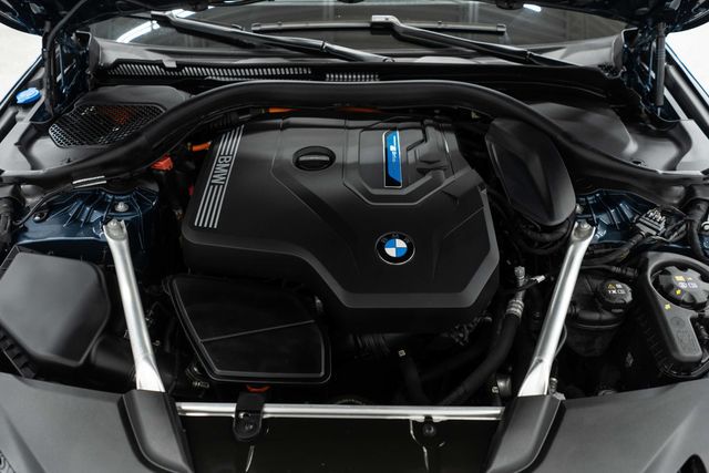 2023 BMW 5 Series 530e xDrive Plug-In Hybrid - 22994282 - 44