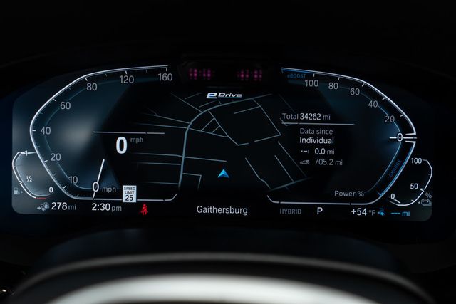 2023 BMW 5 Series 530e xDrive Plug-In Hybrid - 23004688 - 19