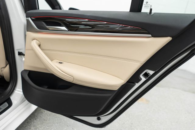 2023 BMW 5 Series 530e xDrive Plug-In Hybrid - 23004688 - 33