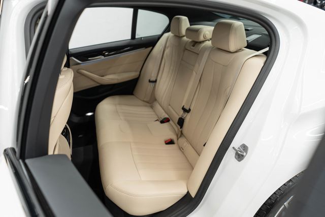 2023 BMW 5 Series 530e xDrive Plug-In Hybrid - 23004688 - 35