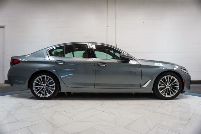 2023 BMW 5 Series 530i - 23046584 - 32