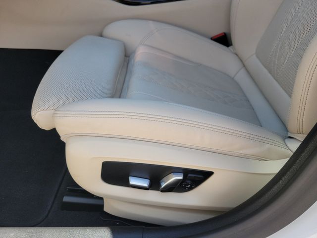 2023 BMW 5 Series 530i - 23000887 - 5