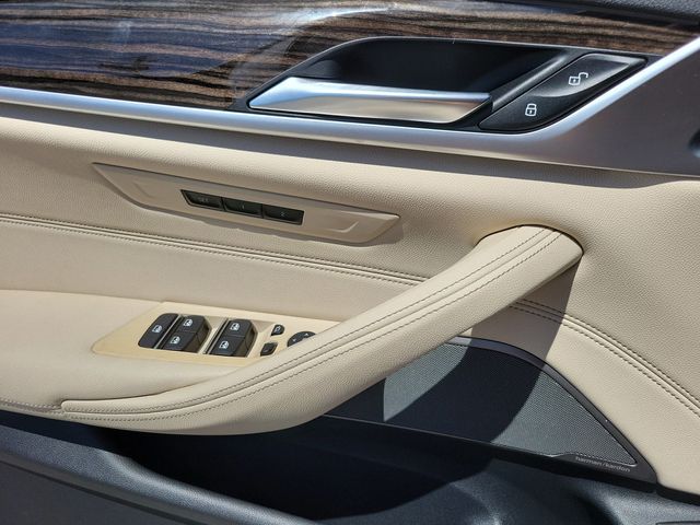 2023 BMW 5 Series 530i - 23000887 - 7