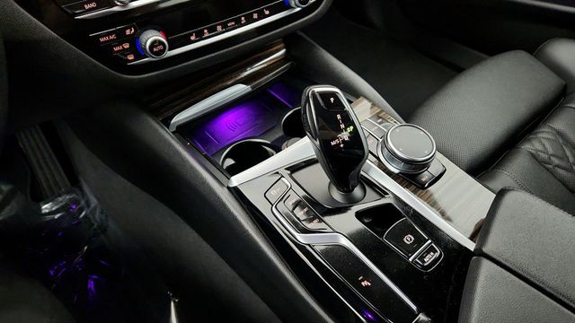 2023 BMW 5 Series 530i Sedan with Premium Package - 22949111 - 16
