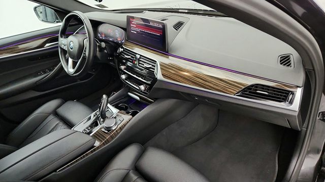 2023 BMW 5 Series 530i Sedan with Premium Package - 22949111 - 26