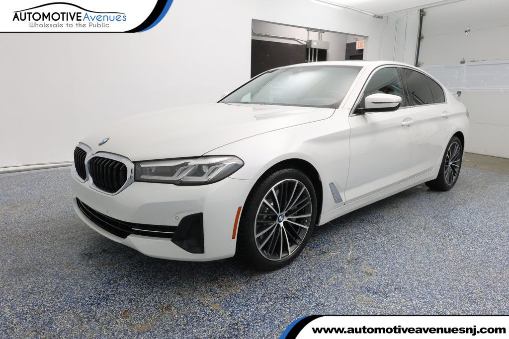 2023 BMW 5 Series 530i Sedan with Premium Package and 19'' Wheels - 22938576 | Video 1