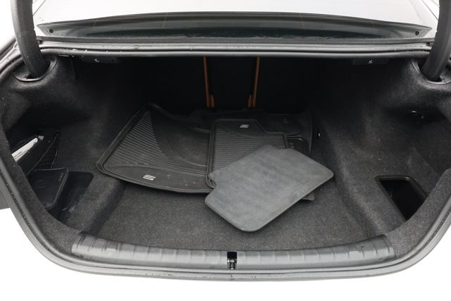 2023 BMW 5 Series 530i Sedan with Premium Package and 19'' Wheels - 22938576 - 18