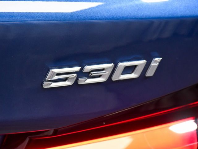2023 BMW 5 Series 530i xDrive - 22950993 - 9