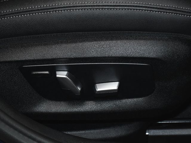 2023 BMW 5 Series 530i xDrive - 22950993 - 62