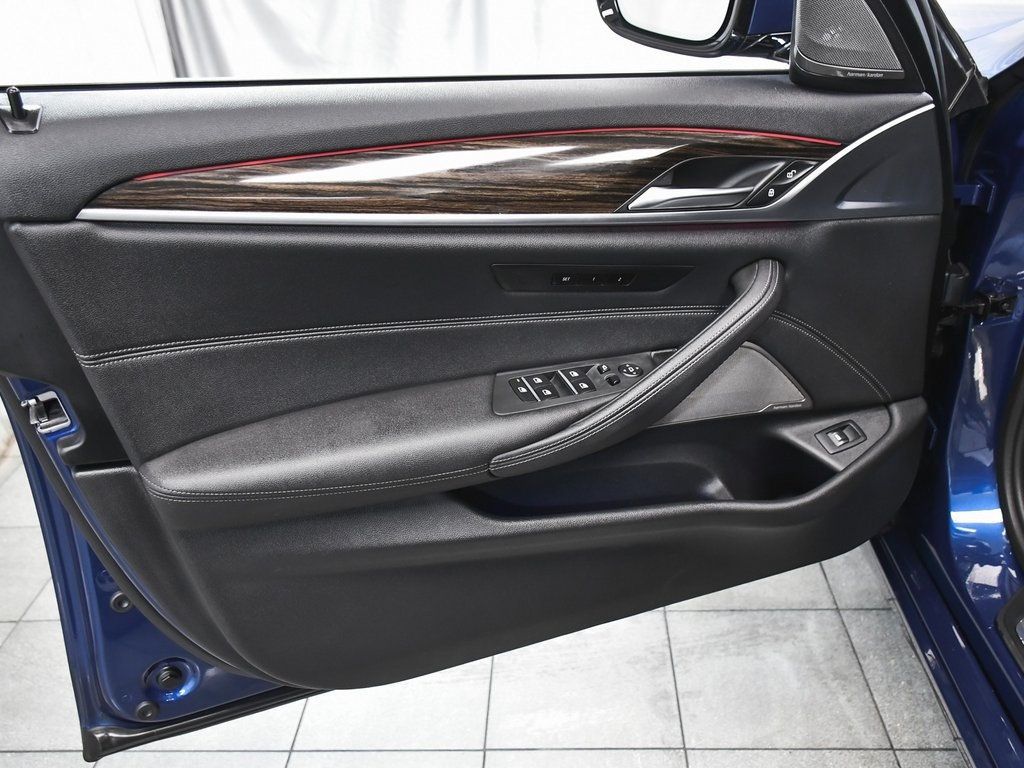 2023 Bmw 530i xDrive photo 4