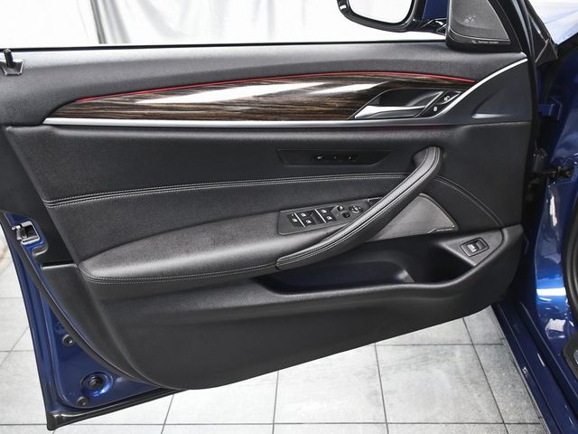 2023 BMW 5 Series 530i xDrive - 22950993 - 8