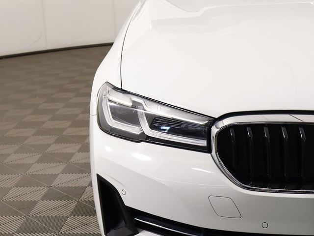 2023 BMW 5 Series 530i xDrive - 23034275 - 13