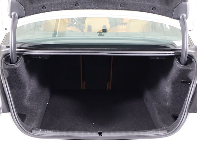 2023 BMW 5 Series 530i xDrive - 23034275 - 19