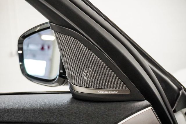 2023 BMW 5 Series 530i xDrive - 23040193 - 19