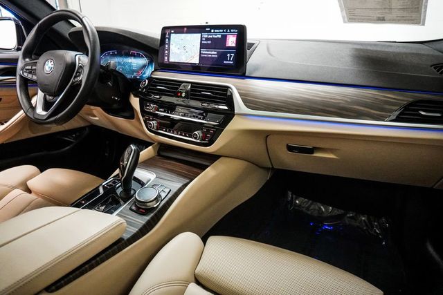 2023 BMW 5 Series 530i xDrive - 23081046 - 9