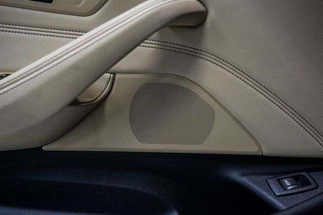 2023 BMW 5 Series 530i xDrive - 23081046 - 21