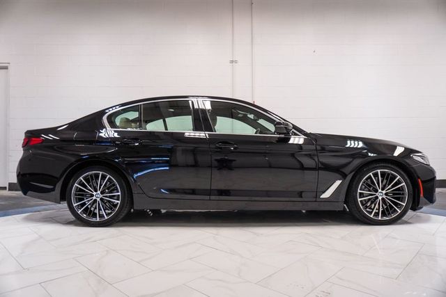 2023 BMW 5 Series 530i xDrive - 23081046 - 32