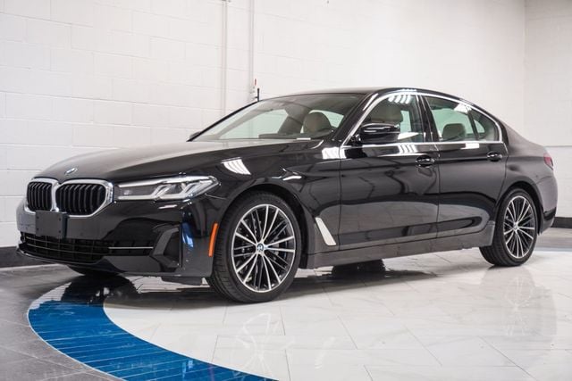 2023 BMW 5 Series 530i xDrive - 23081046 - 3