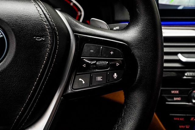 2023 BMW 5 Series 530i xDrive - 22966185 - 26