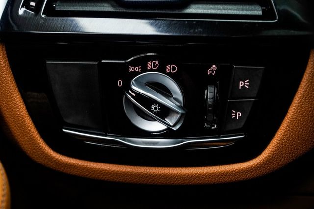 2023 BMW 5 Series 530i xDrive - 22966185 - 28