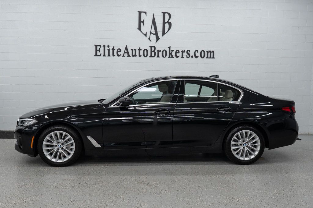 2023 BMW 5 Series 530i xDrive - 22511138 - 1