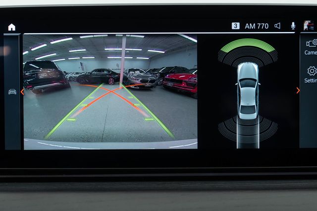 2023 BMW 5 Series 530i xDrive - 22976215 - 17