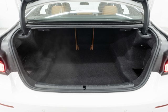 2023 BMW 5 Series 530i xDrive - 22976215 - 32