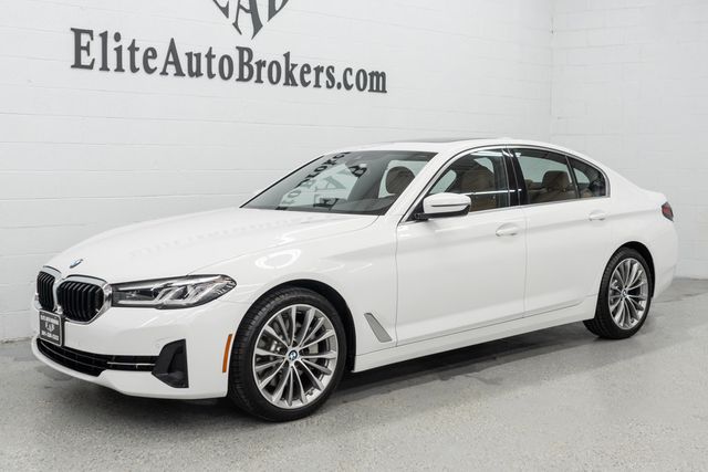 2023 BMW 5 Series 530i xDrive - 22976215 - 40