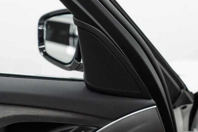 2023 BMW 5 Series 530i xDrive - 22976215 - 49