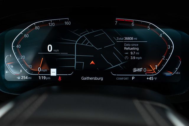 2023 BMW 5 Series 530i xDrive - 22992895 - 18