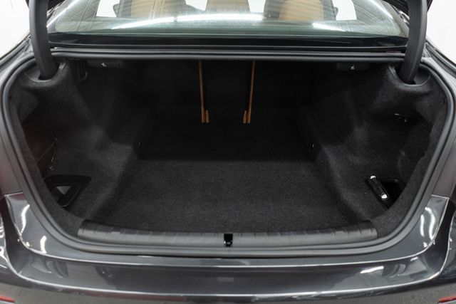 2023 BMW 5 Series 530i xDrive - 22992895 - 33