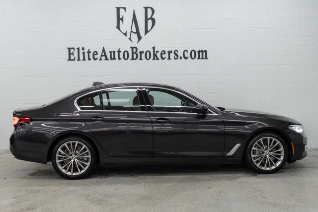 2023 BMW 5 Series 530i xDrive - 22992895 - 3