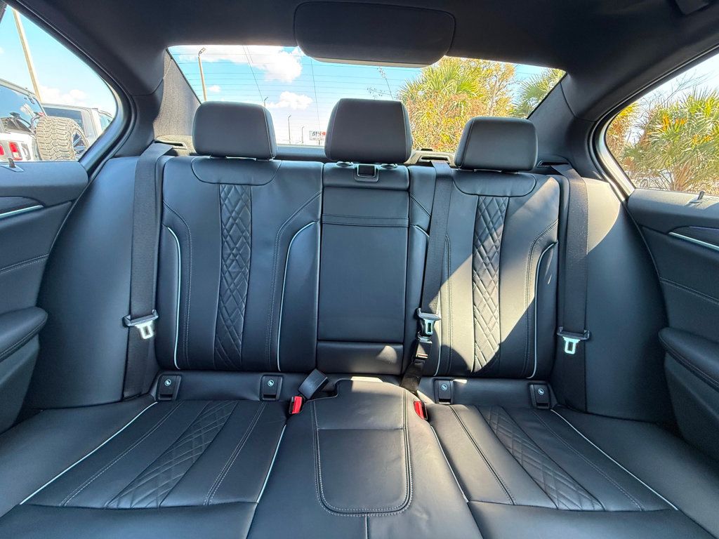 2023 BMW 5 Series 530i xDrive - 22984756 - 19