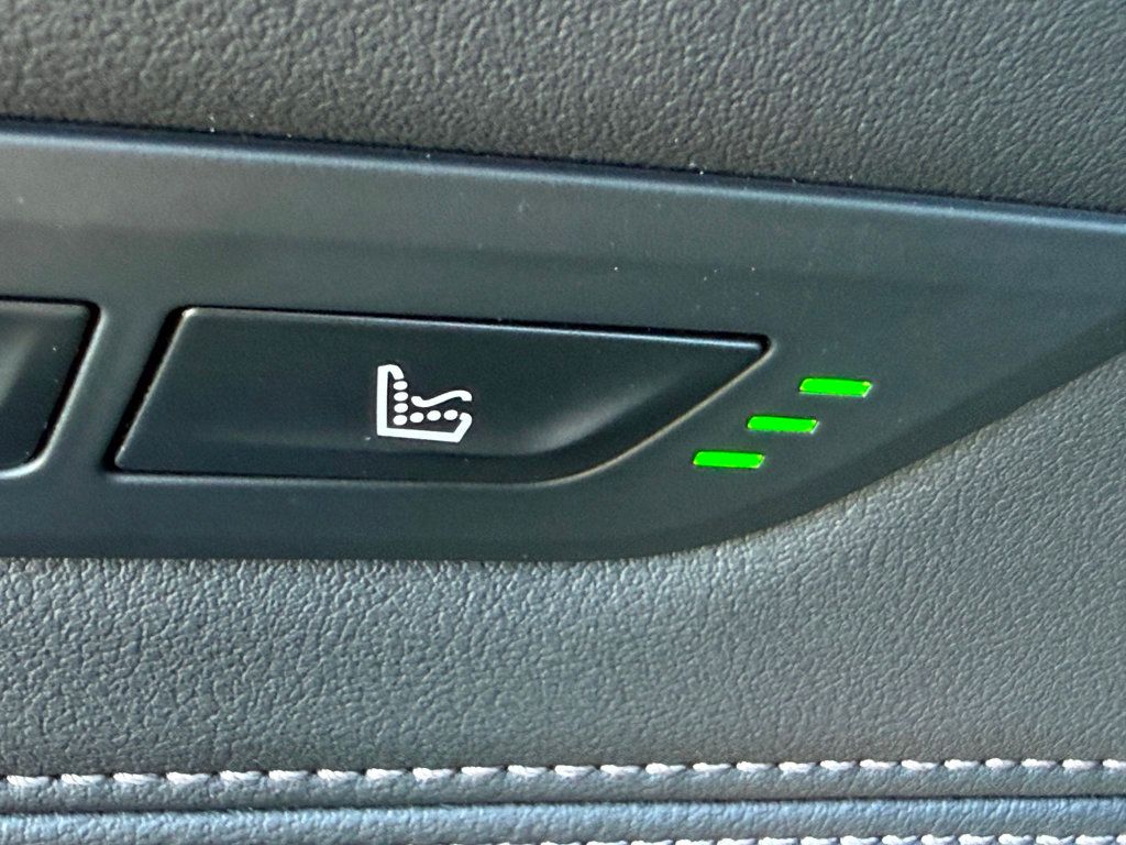 2023 BMW 5 Series 530i xDrive - 22984756 - 24