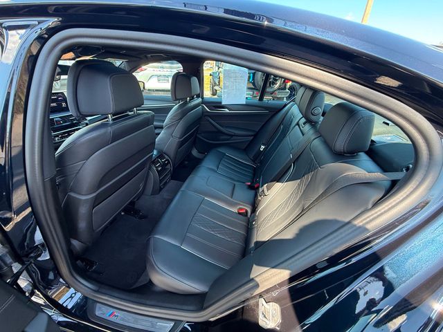 2023 BMW 5 Series 530i xDrive - 22984756 - 25