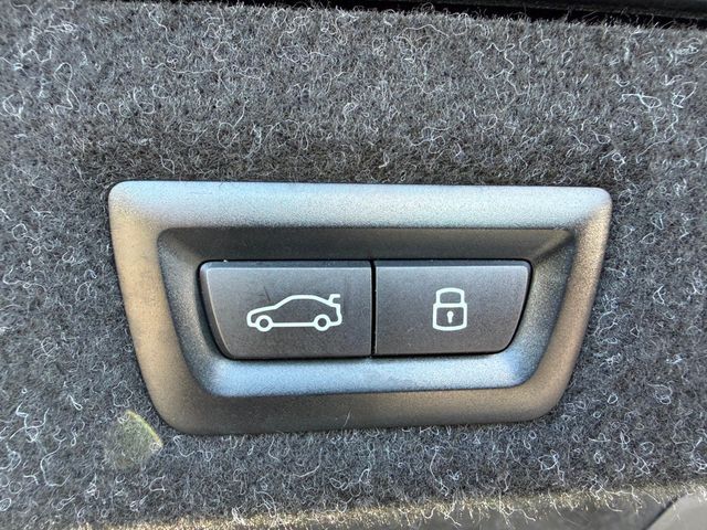 2023 BMW 5 Series 530i xDrive - 22984756 - 29