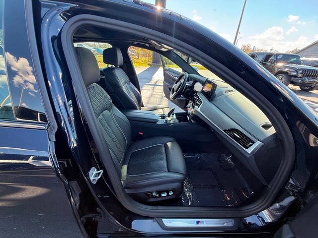 2023 BMW 5 Series 530i xDrive - 22984756 - 33